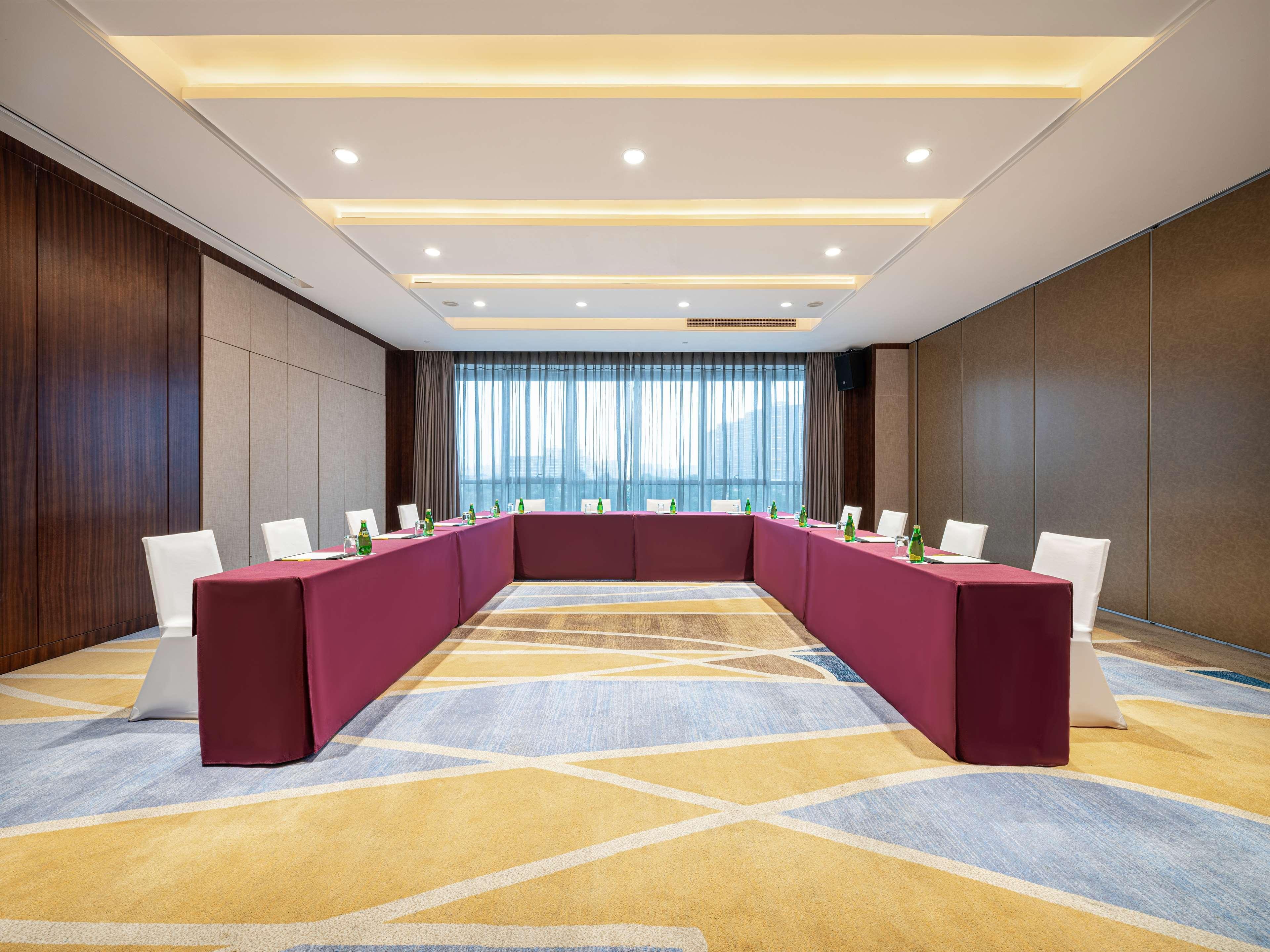 Hilton Garden Inn Chengdu Huayang Esterno foto