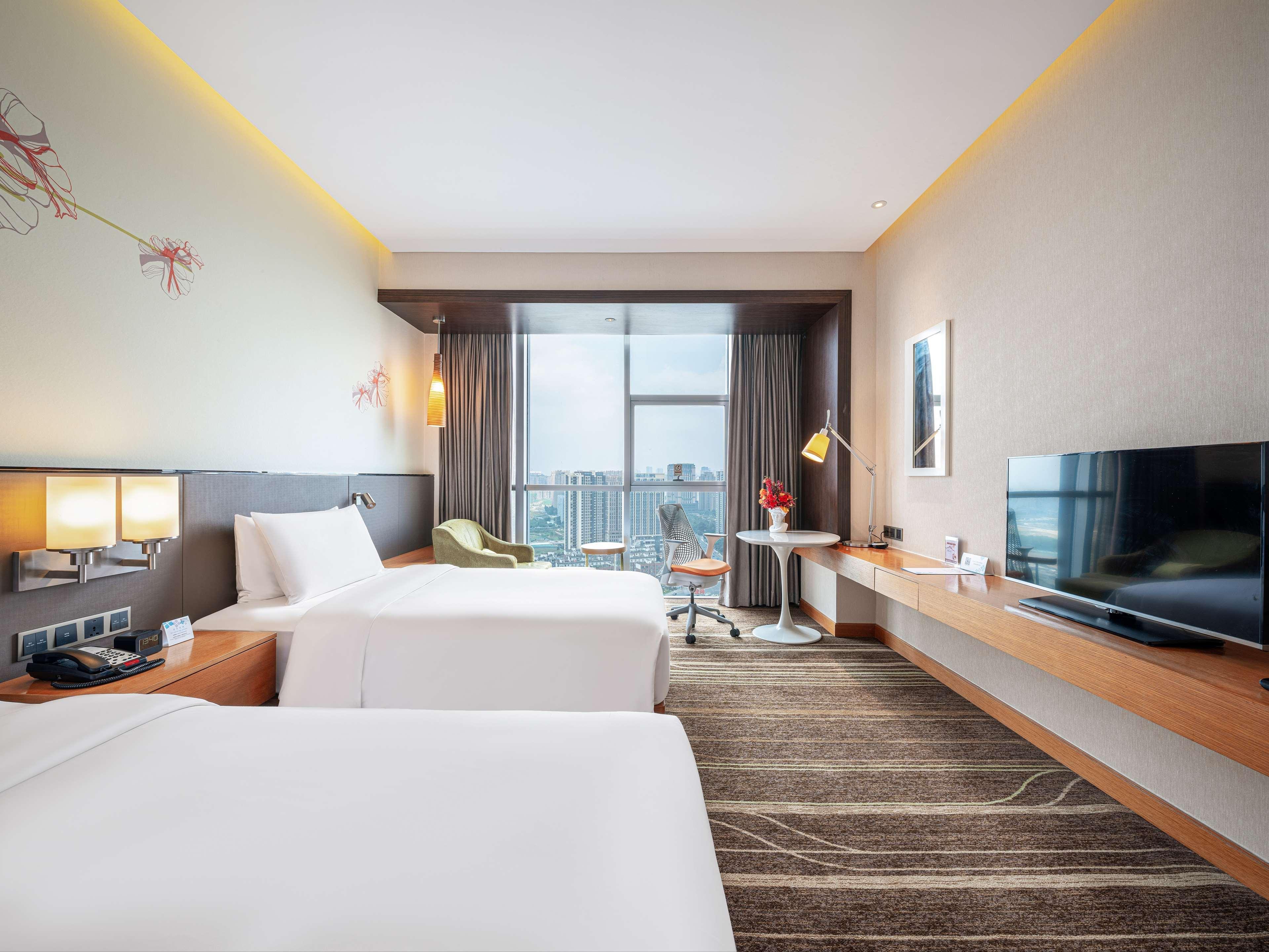 Hilton Garden Inn Chengdu Huayang Esterno foto