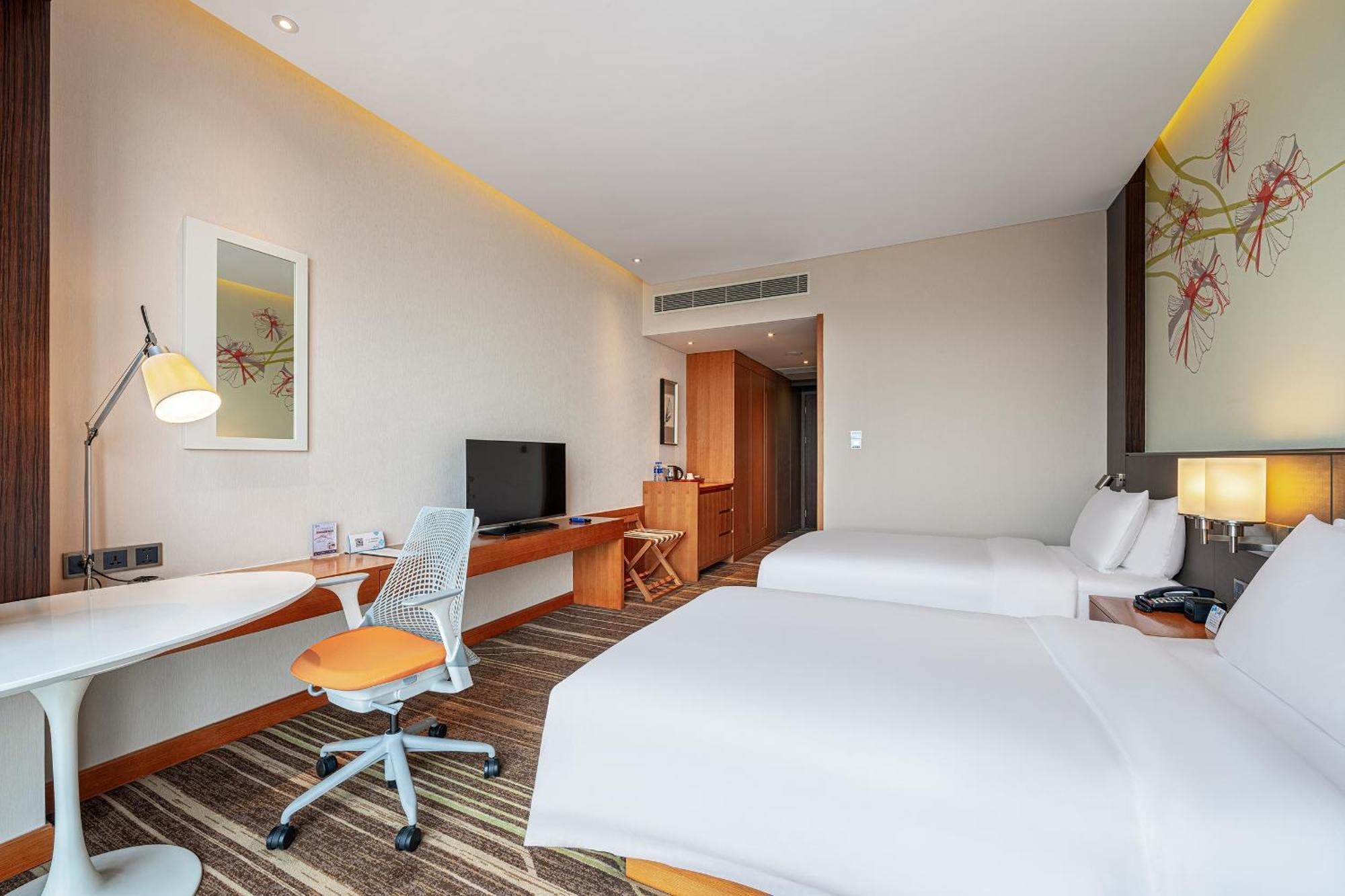 Hilton Garden Inn Chengdu Huayang Esterno foto