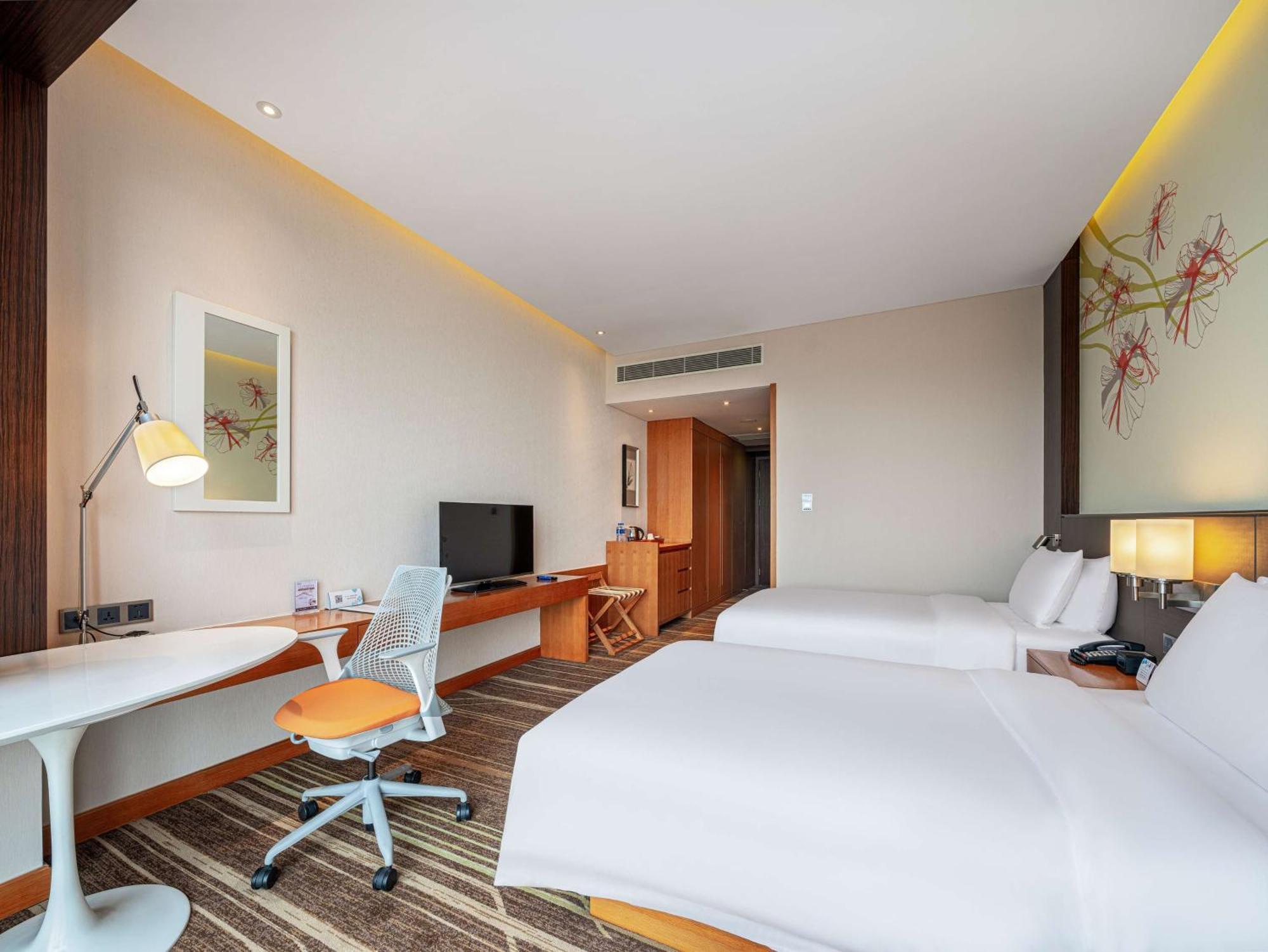 Hilton Garden Inn Chengdu Huayang Esterno foto